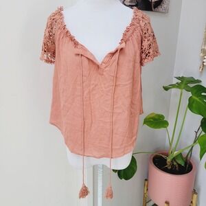 NWT NEW Heartloom Crochet Sleeve Top Boho Peasant Blouse Tassel Tie Neck Small‎